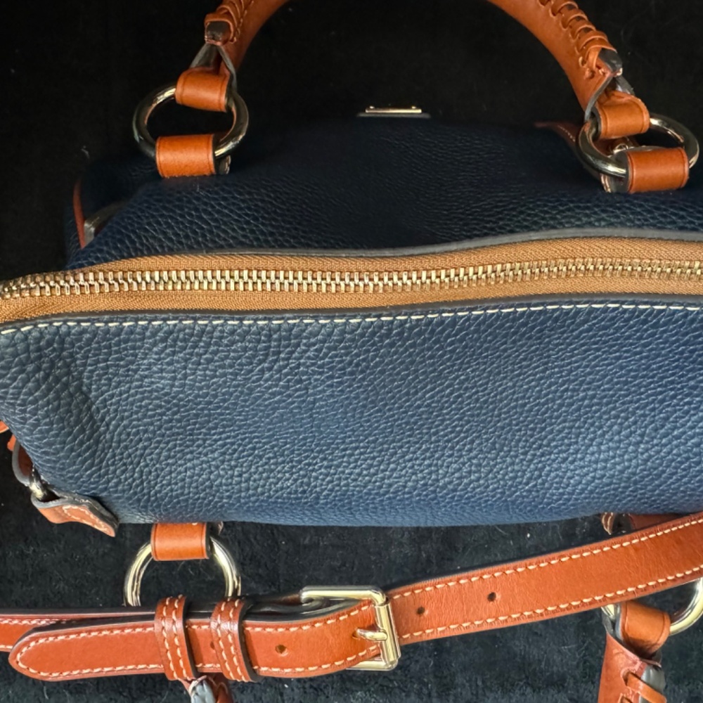Dooney & Bourke Pebble Grain Navy Satchel - Used only 2 days! - Picture 4 of 16